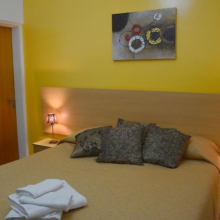Hotel Del Mar Κομοντόρο Ριβαντάβια Δωμάτιο φωτογραφία