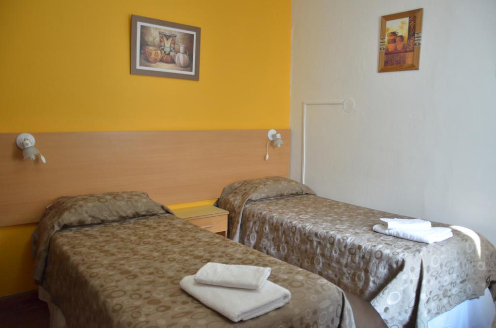 Hotel Del Mar Κομοντόρο Ριβαντάβια Εξωτερικό φωτογραφία